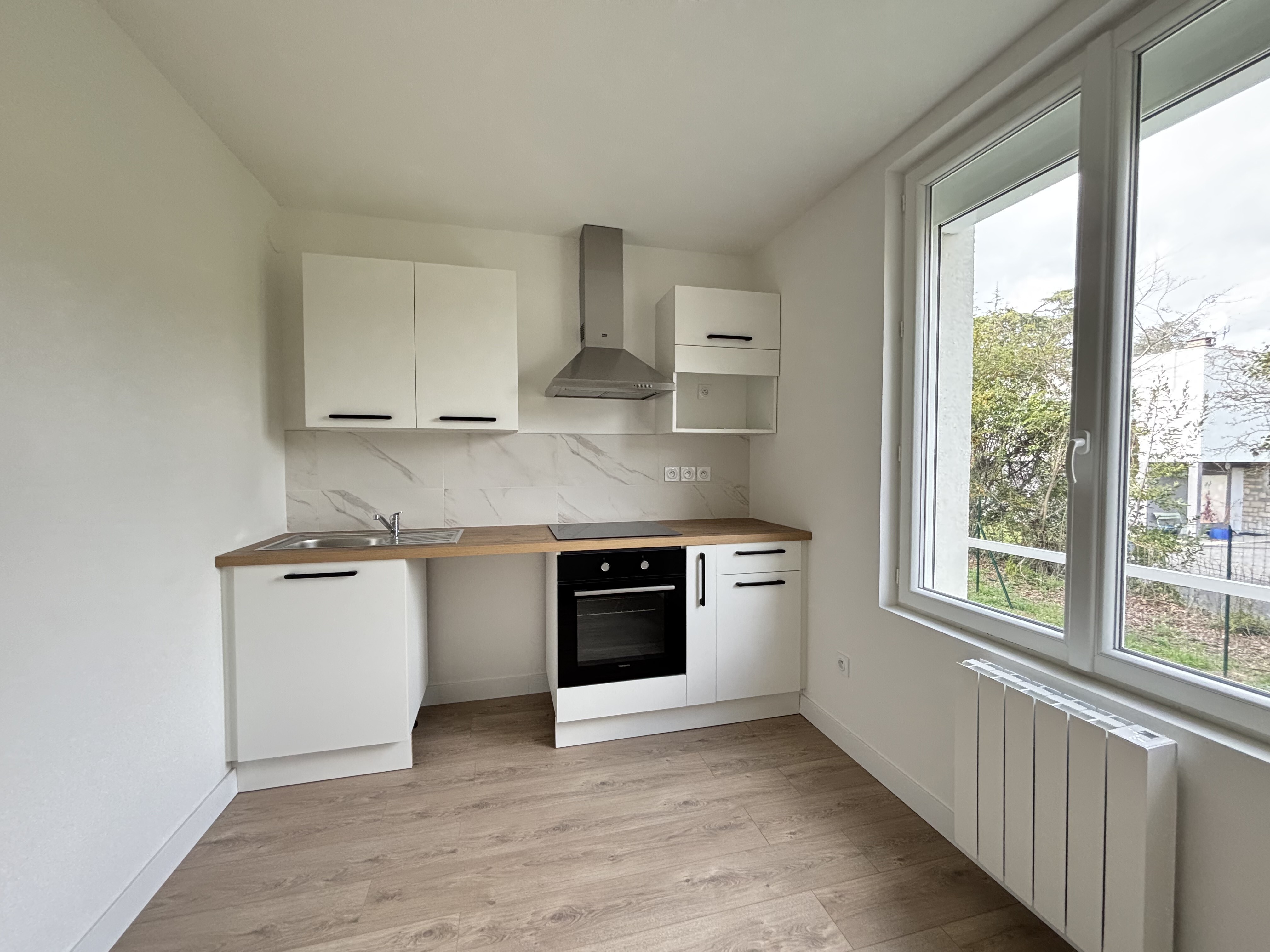 Appartement T4 75m2 clim parking - St Vallier