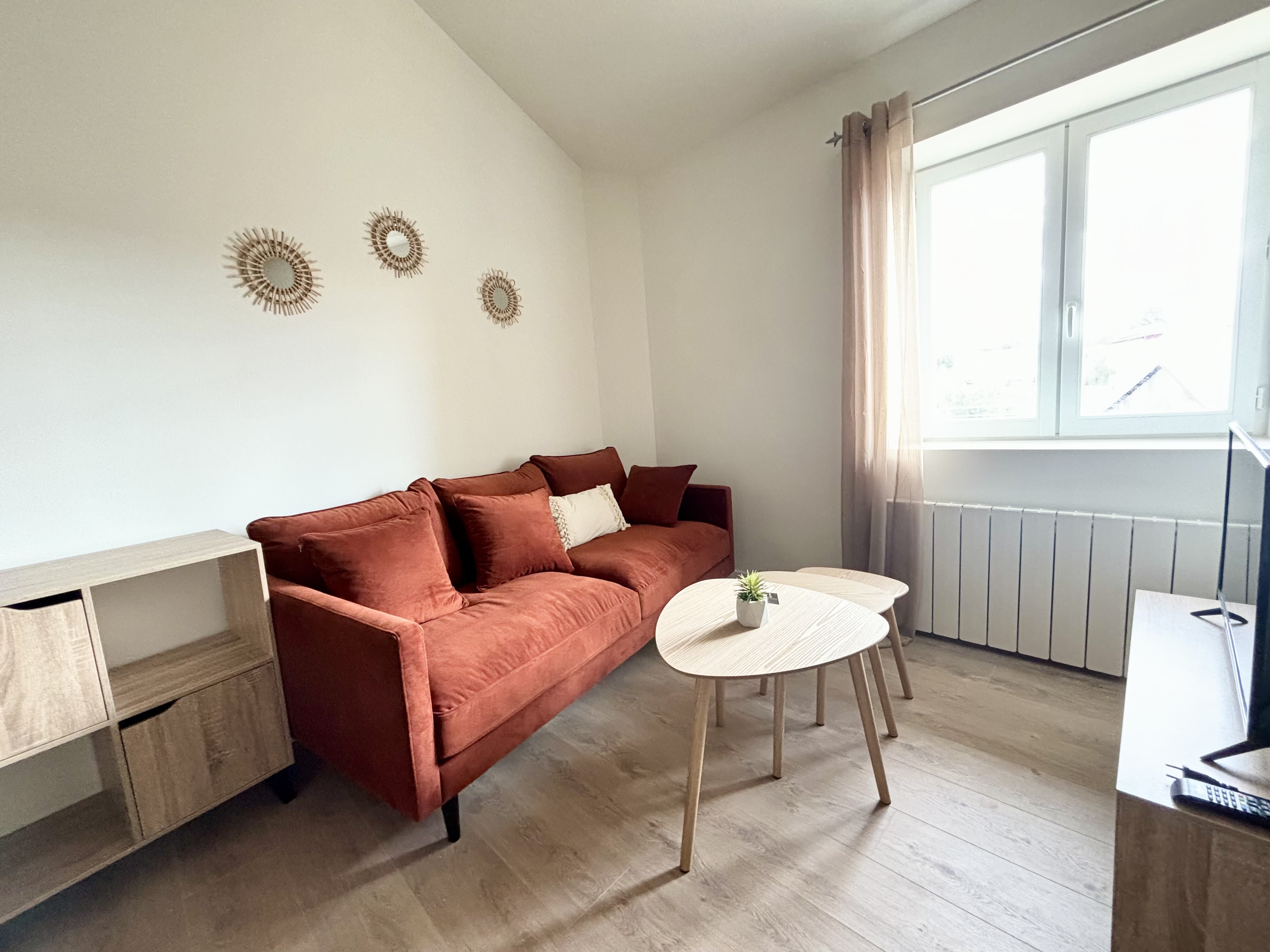 T1 bis meublé moderne avec cuisine équipée - Bourg-de-Péage